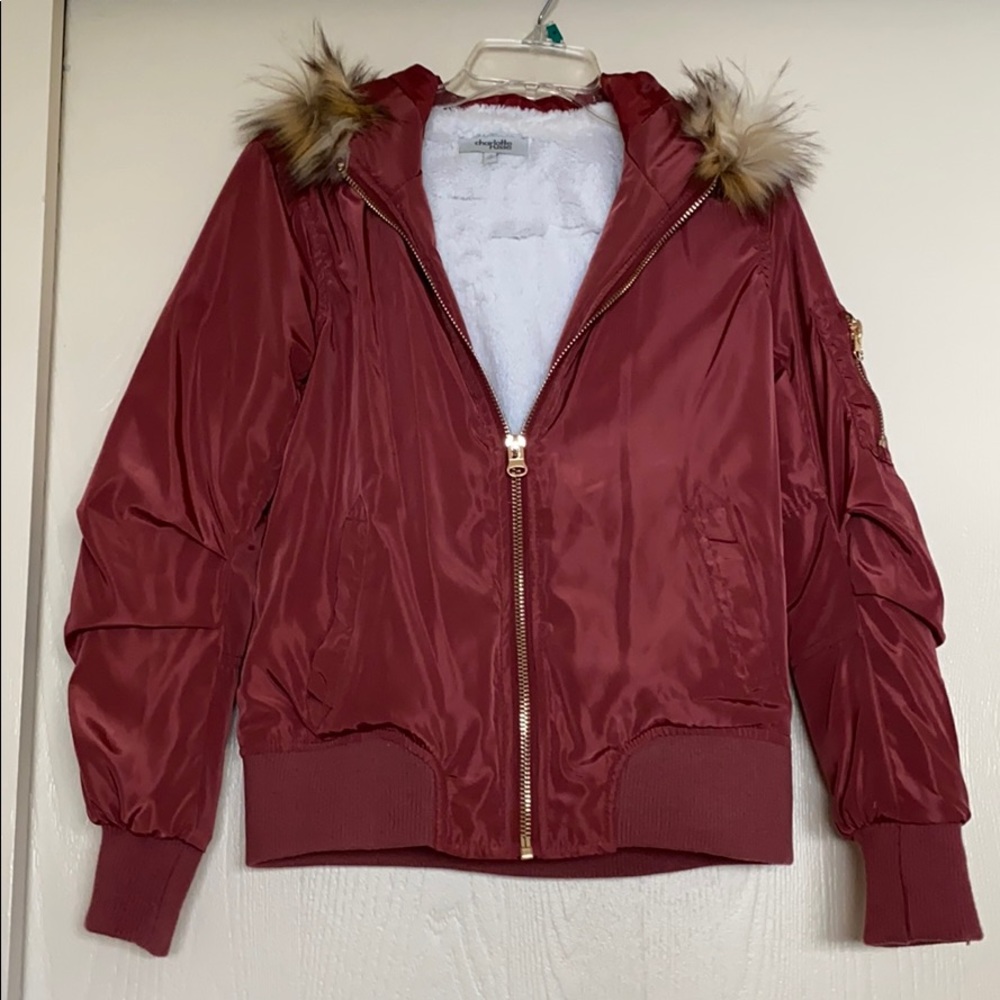 💰price drop!💫make an offer💰Puffer with fur hood